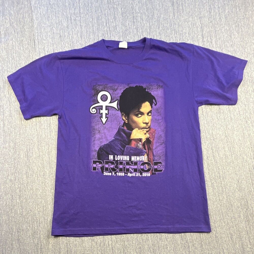 Prince In Loving Memory Memorial T-Shirt Size L Purple Rain When Doves Cry